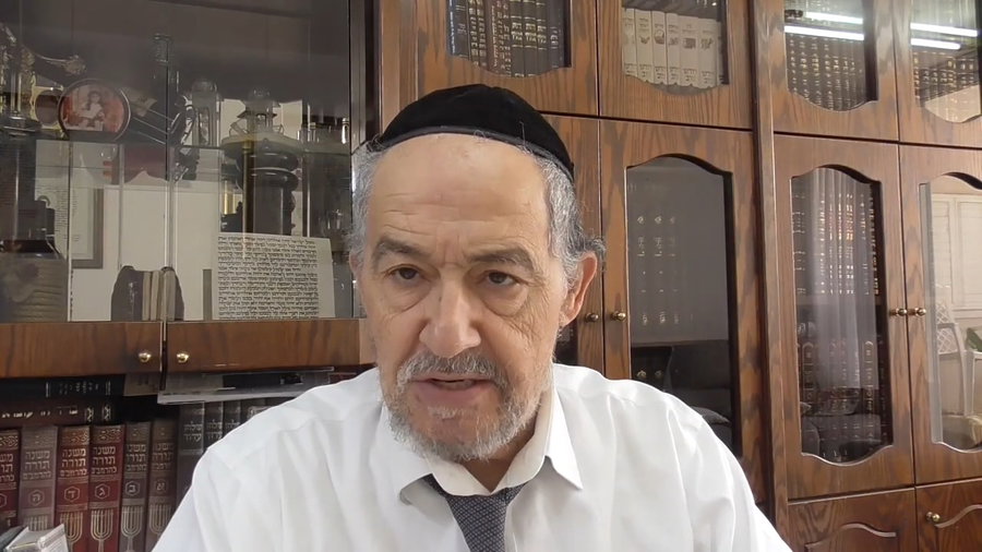 הרב מיכאל שושן עם וורט בעברית לפרשת חוקת • צפו