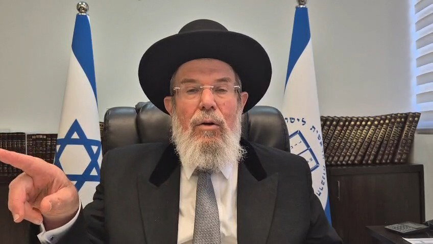 מבט על פרשת חוקת: הרב הראשי הגאון רבי קלמן בר • צפו