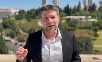 סמוטריץ' תוקף את בג"ץ ונשיא העליון: "מנותקים; שלא תעזו להרוס את הדמוקרטיה" | צפו