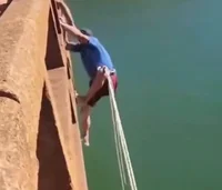 השוטר עומד לקפוץ
