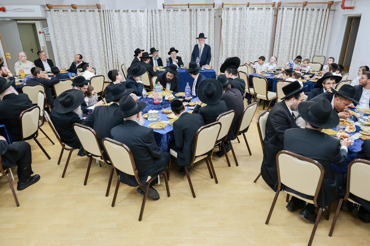 הכנסת ס"ת לקהילת 'עדת ישראל' בחיפה