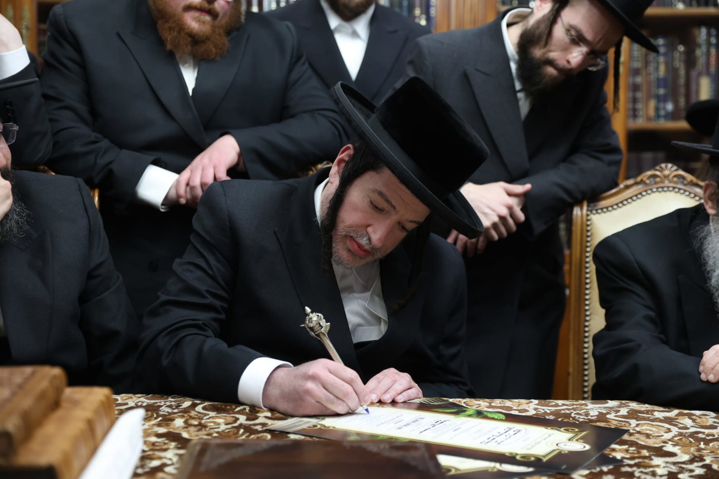 המעמד במעונו של האדמו"ר מסאטמר