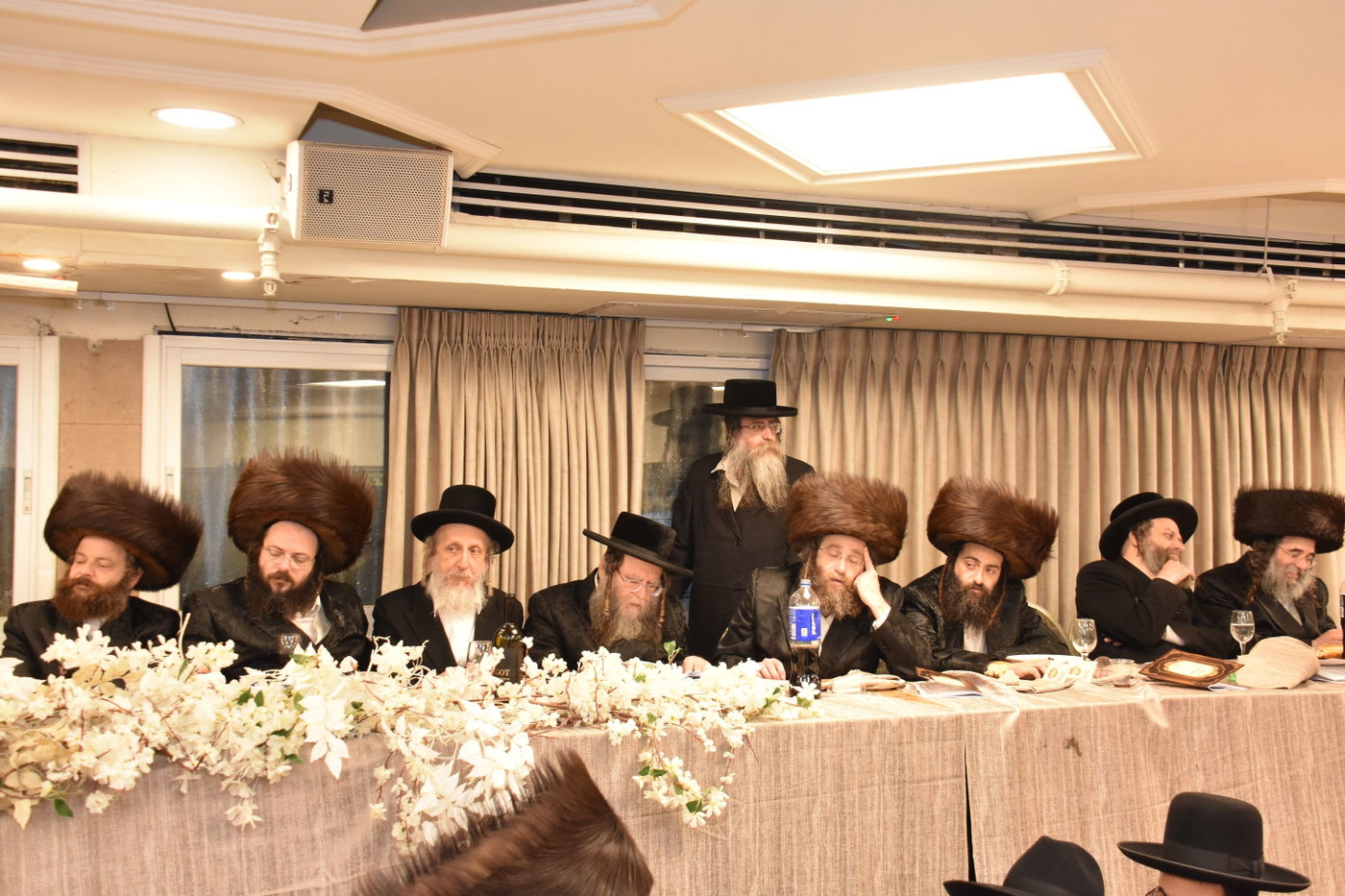 הכנסת ספר התורה בקארלין לעלוב