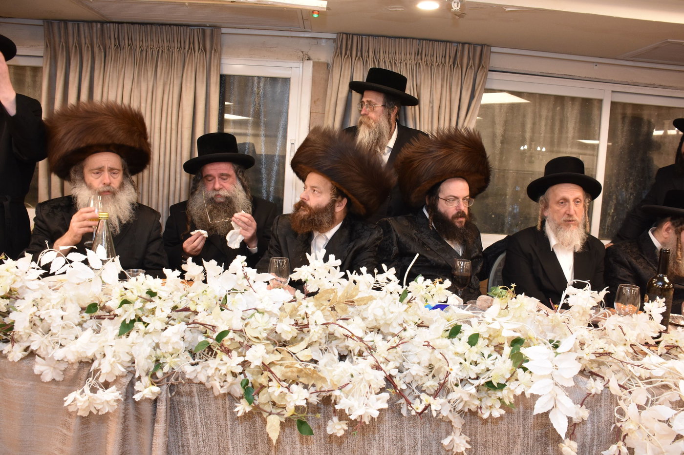 הכנסת ספר התורה בקארלין לעלוב
