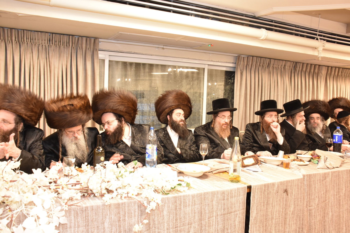 הכנסת ספר התורה בקארלין לעלוב