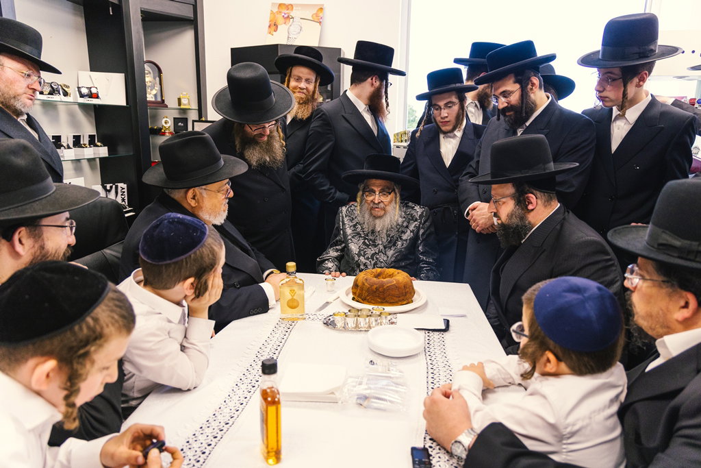האדמו"ר מסאטמר בביקור בישיבה במונטריאול