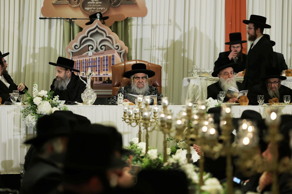 האדמו"ר מסאטמר בסיום מסכת שבת במונטריאול