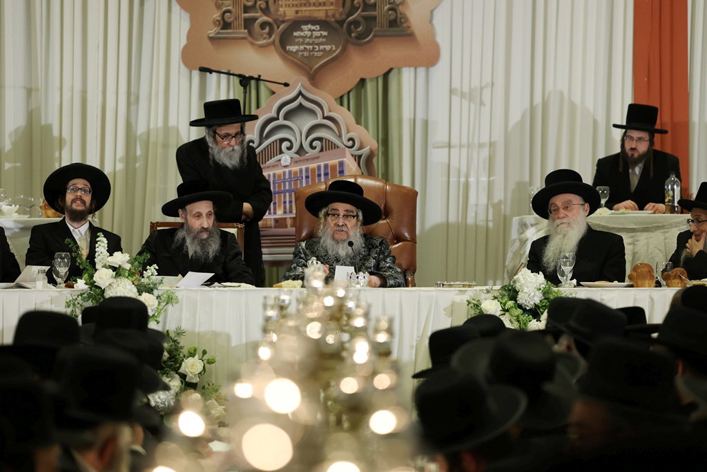 האדמו"ר מסאטמר בסיום מסכת שבת במונטריאול