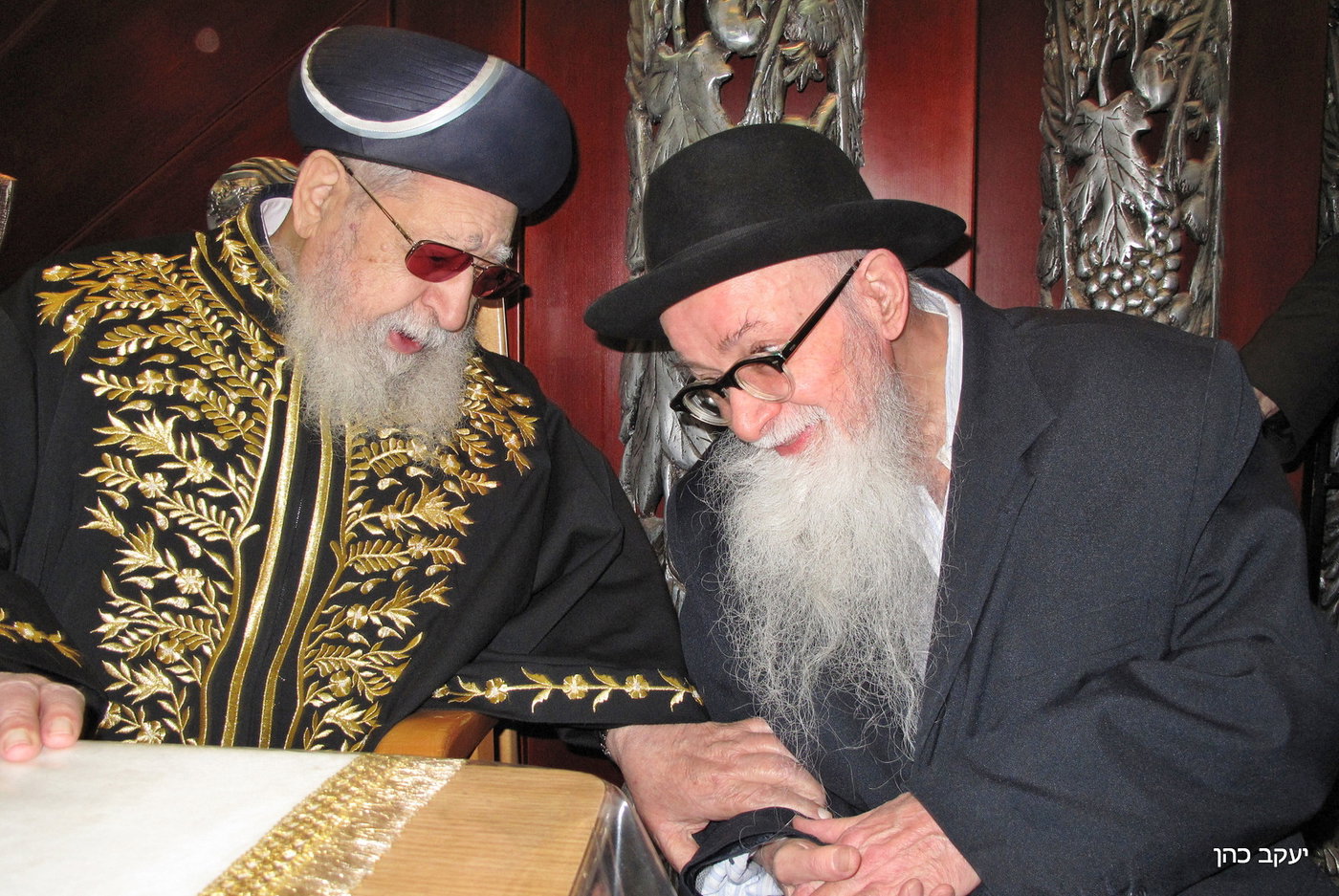 עם מחותנו הגר"ע יוסף זצ"ל