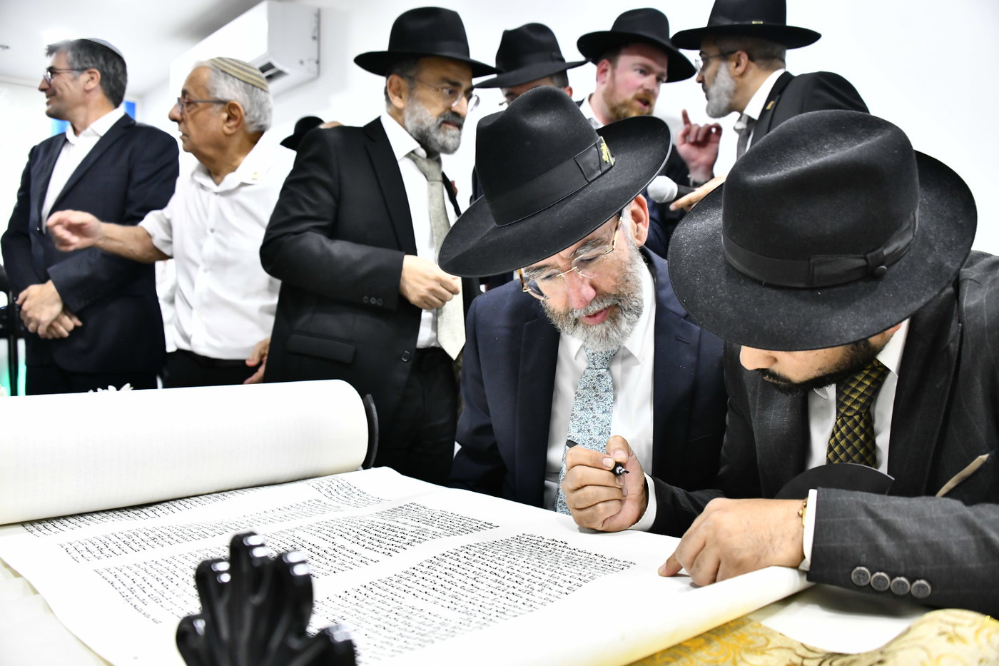 הכנסת ס"ת בצפון ת"א