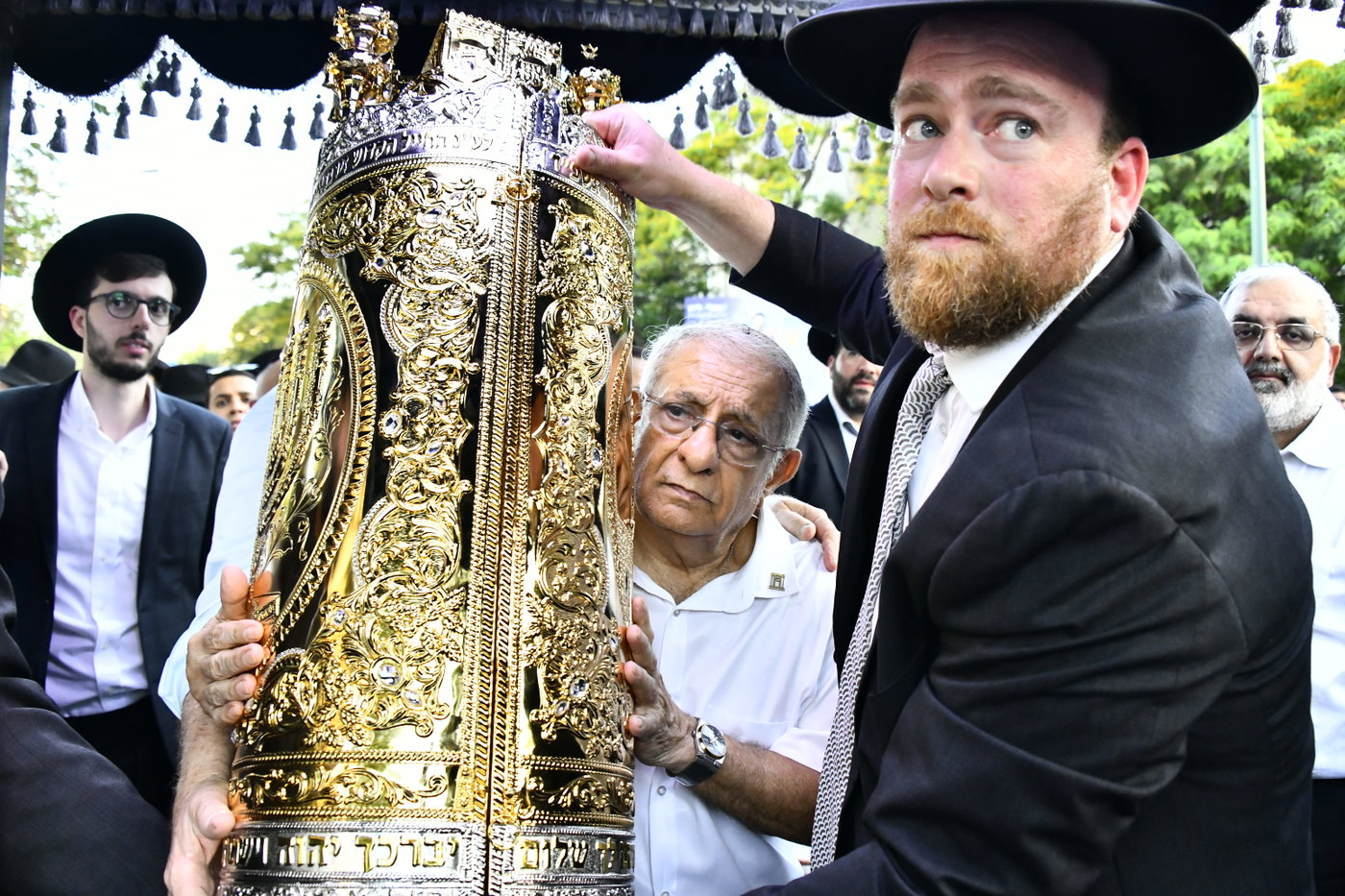 הכנסת ס"ת בצפון ת"א
