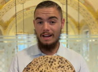 מבצע הסברה בערבית: הבחור החרדי שנכנס לראש של הצד השני ומשגע את הרשת