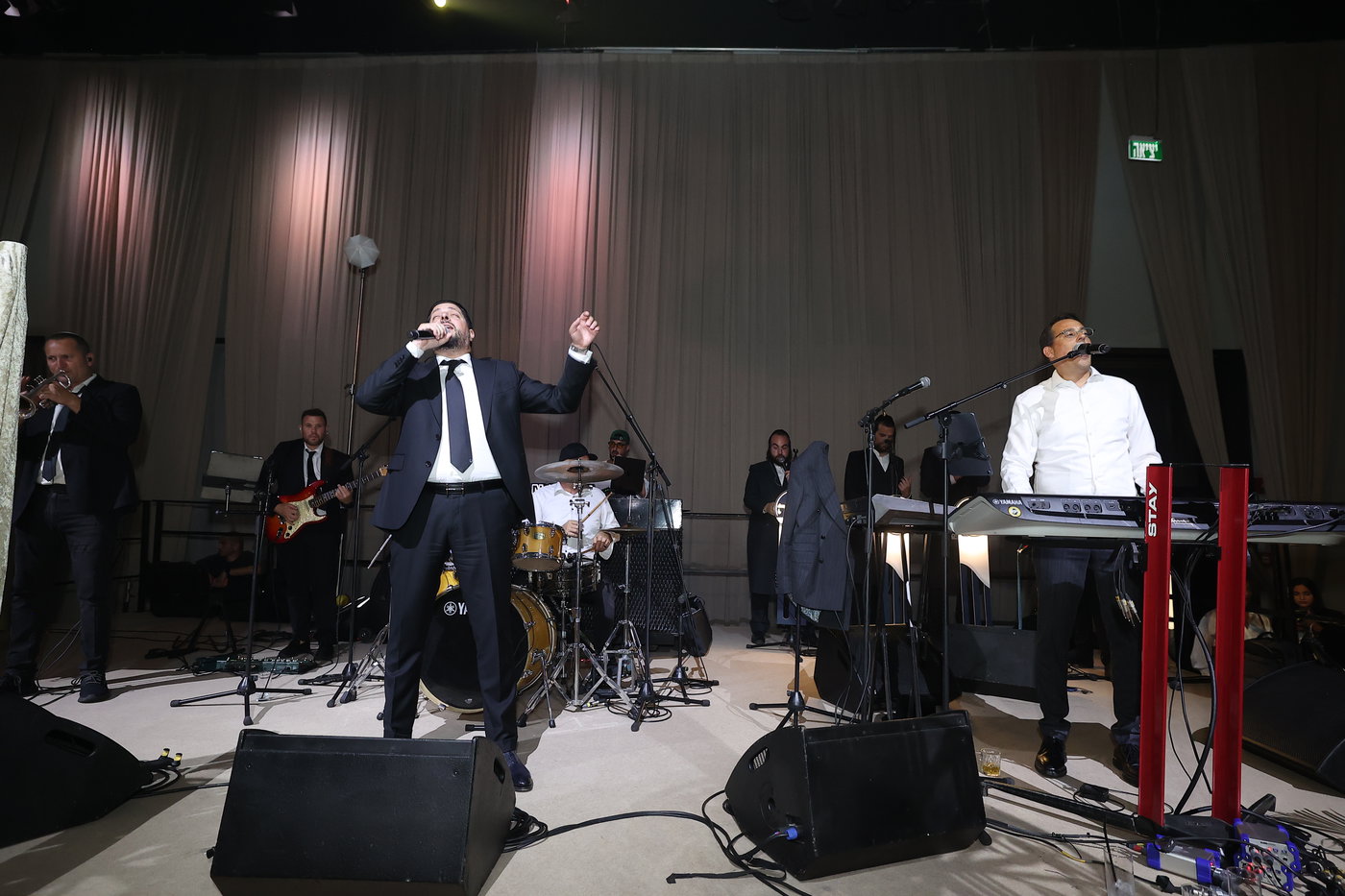 חתונת בנו של צורי פורת
