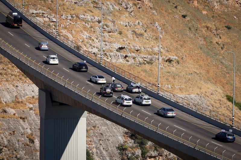 אלימות חסרת רסן הופעלה, קרוב לרבבת כלי רכב נעו בשיירות איטיות לכלא | המראות מ"מחאת הרכבים"