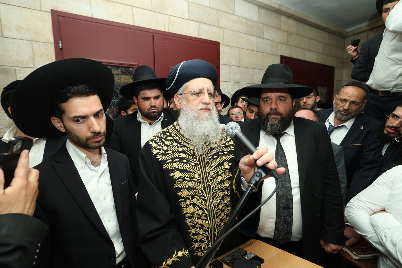 הלווית המקובל הגה"צ רחמים עטיה זצ"ל