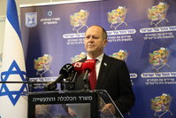 השר ניר ברקת