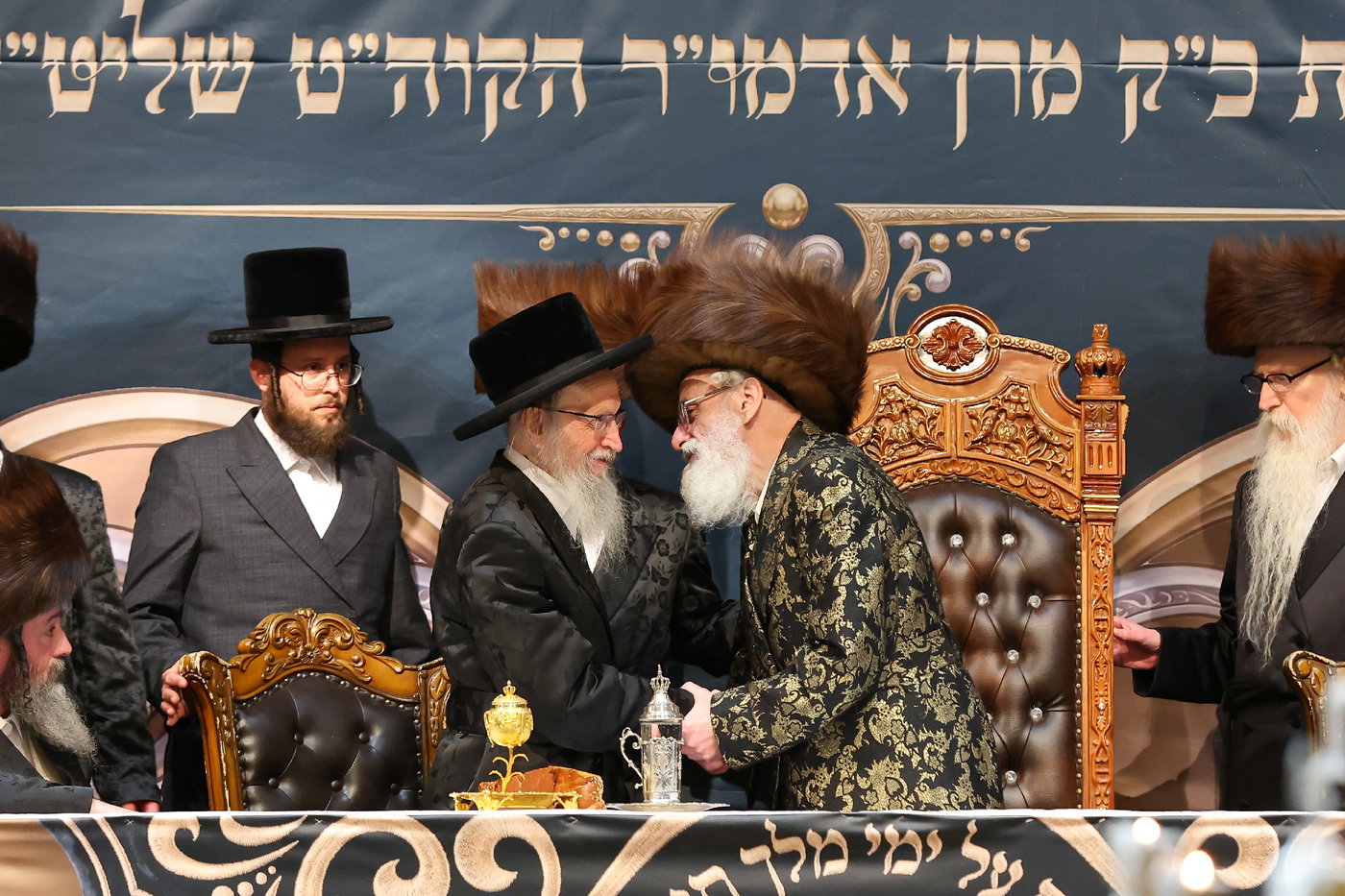 חנוכת הבית לבניין ישיבת “ישועות משה” בלונדון והכנסת ספר תורה
