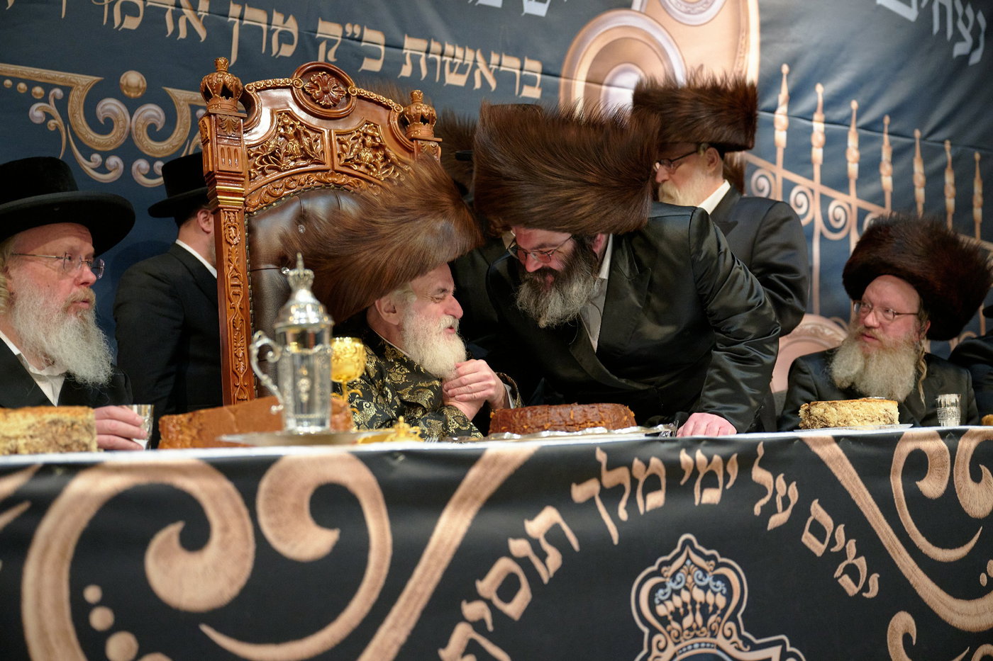 חנוכת הבית לבניין ישיבת “ישועות משה” בלונדון והכנסת ספר תורה