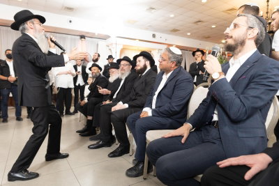 שמחת החתונה החב"דית