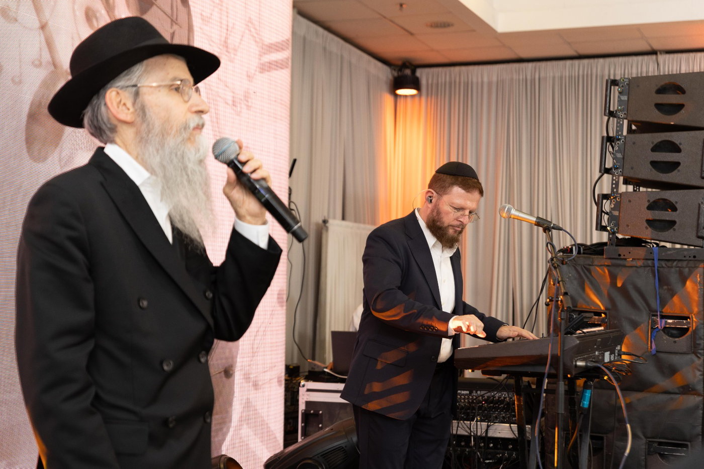שמחת החתונה החב"דית