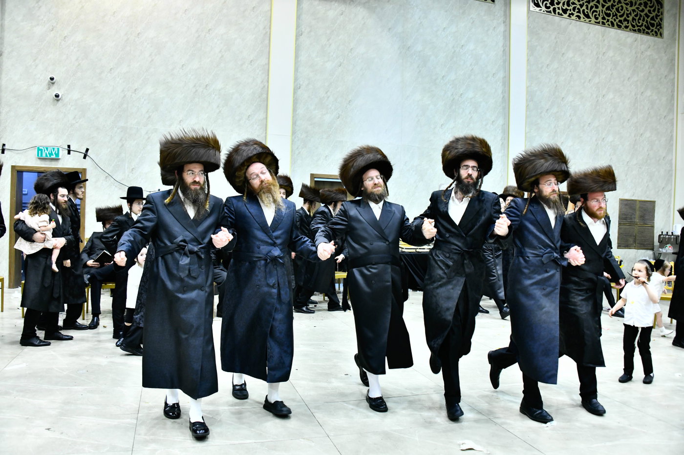 שמחת בית לעלוב ניקלשבורג - הארנאסטייפל - זוויעהל - אלכסנדר