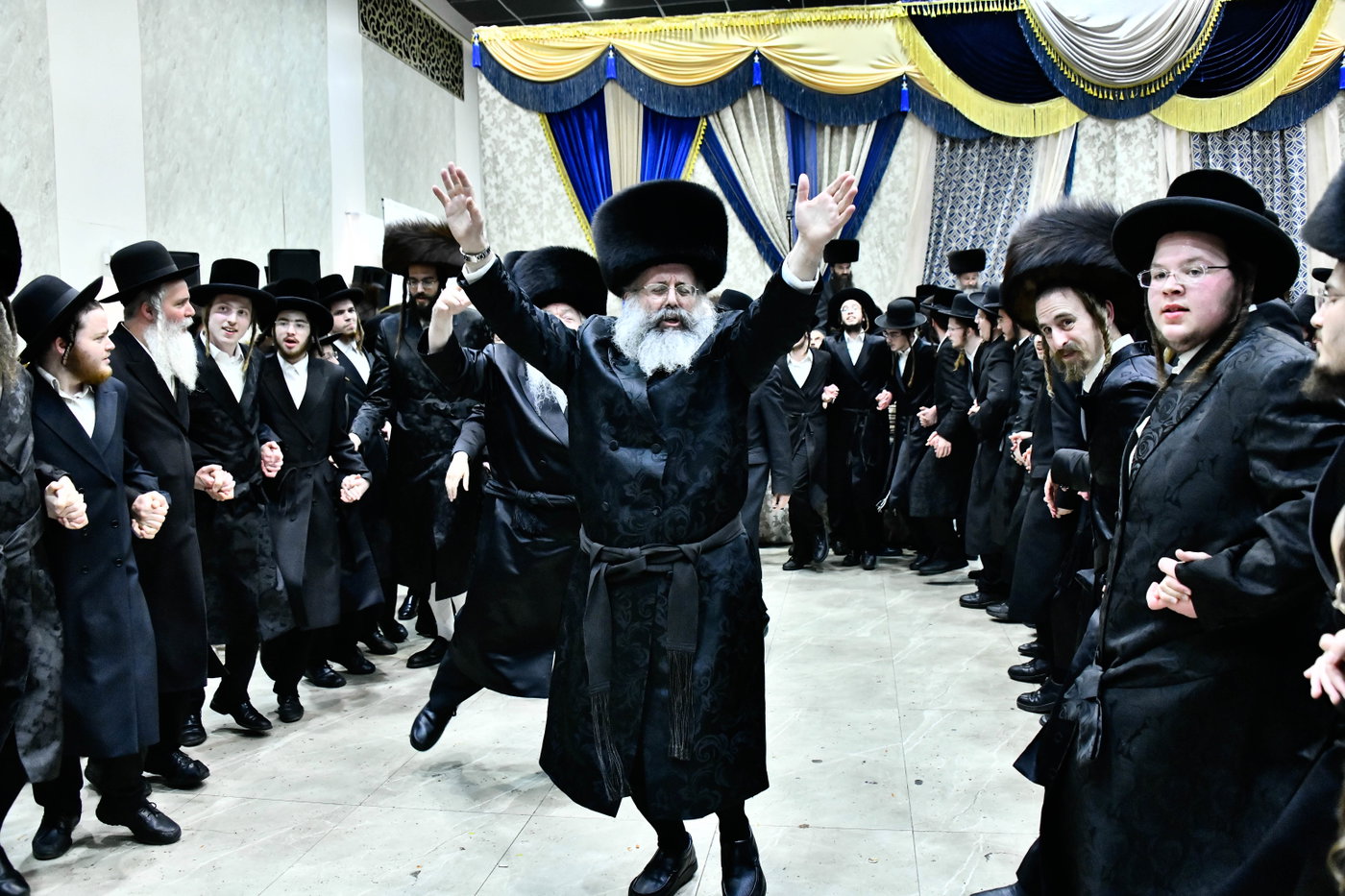 שמחת בית לעלוב ניקלשבורג - הארנאסטייפל - זוויעהל - אלכסנדר