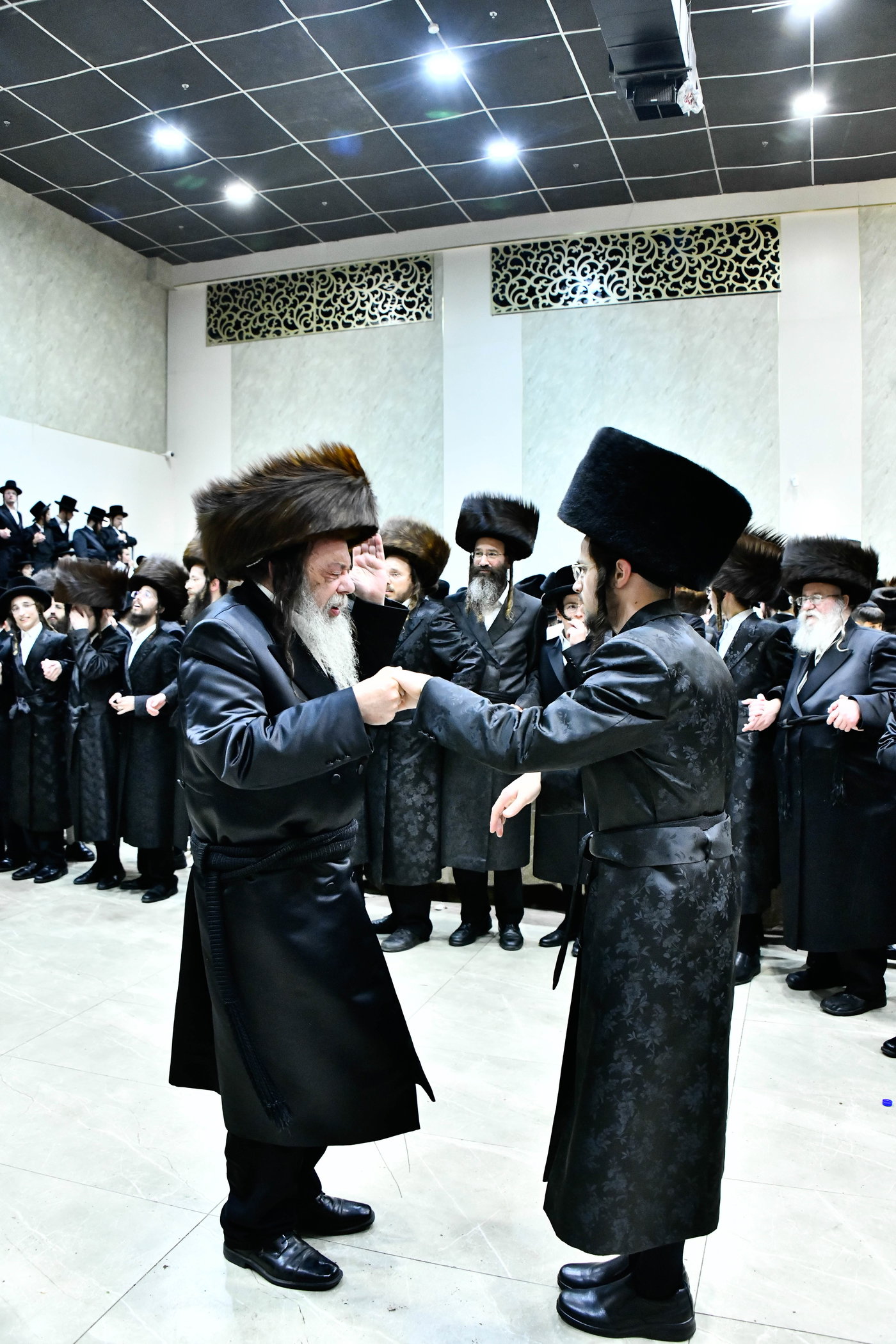 שמחת בית לעלוב ניקלשבורג - הארנאסטייפל - זוויעהל - אלכסנדר