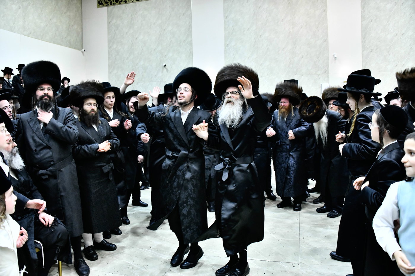 שמחת בית לעלוב ניקלשבורג - הארנאסטייפל - זוויעהל - אלכסנדר