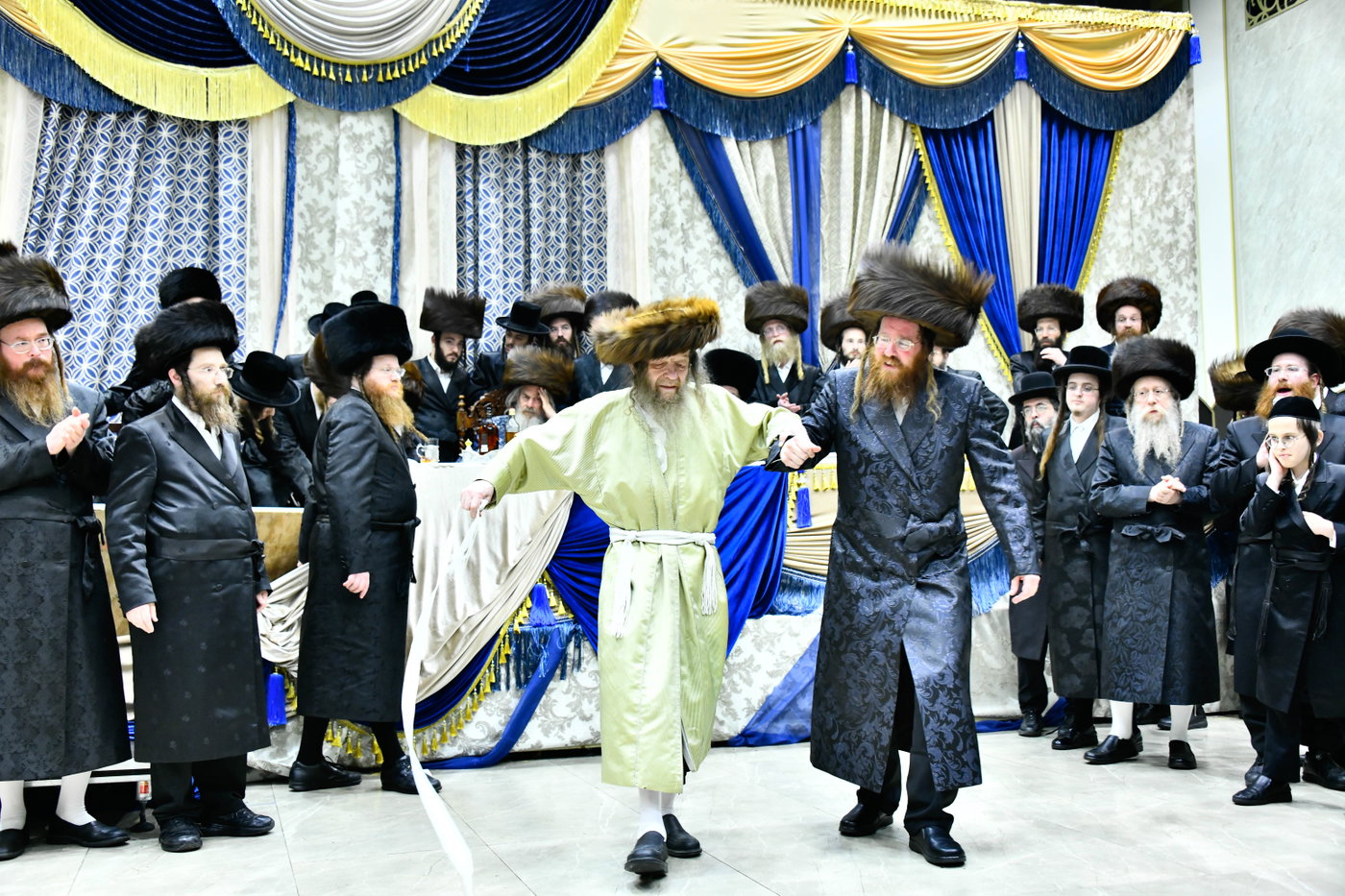 שמחת בית לעלוב ניקלשבורג - הארנאסטייפל - זוויעהל - אלכסנדר