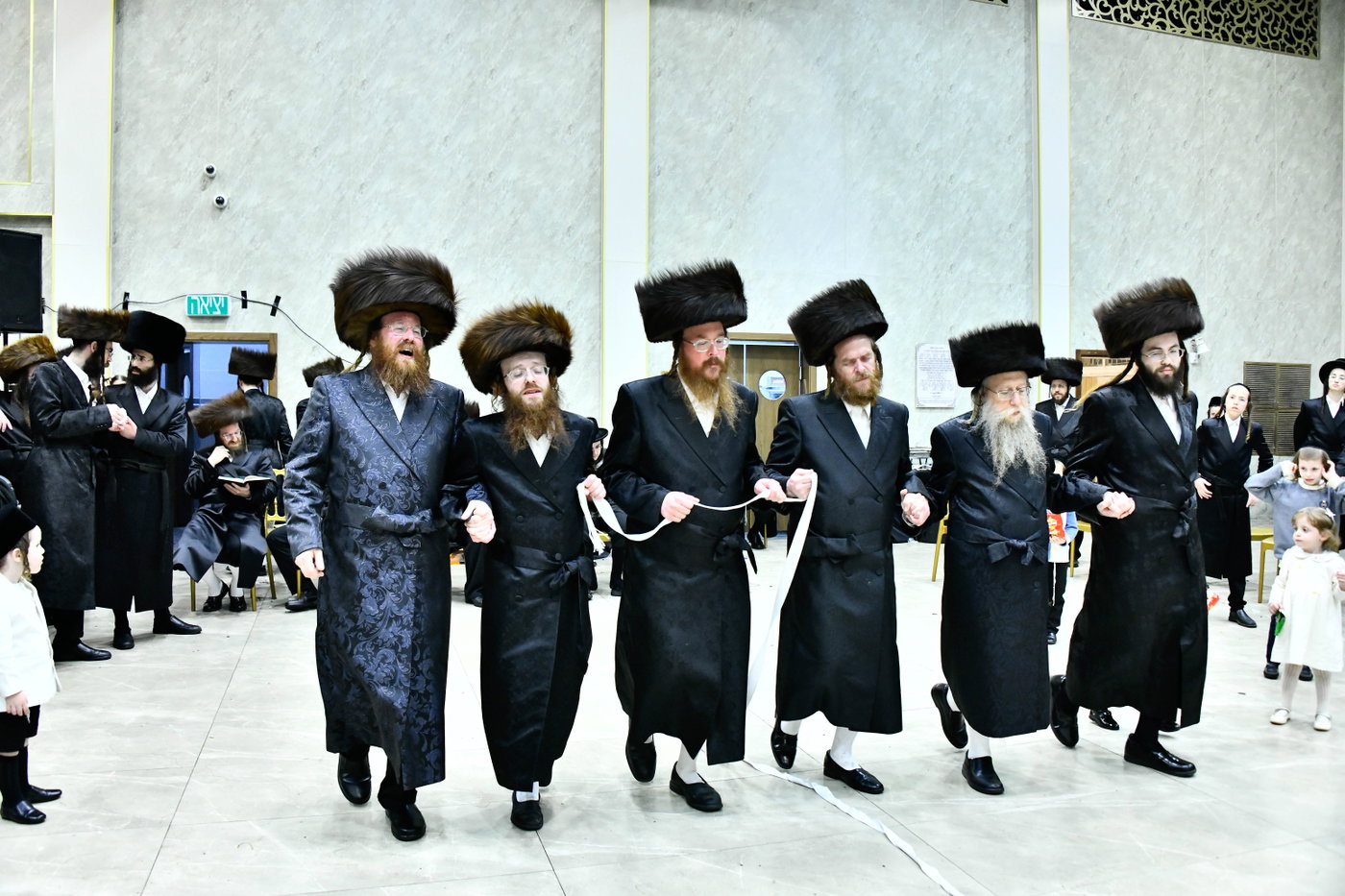 שמחת בית לעלוב ניקלשבורג - הארנאסטייפל - זוויעהל - אלכסנדר