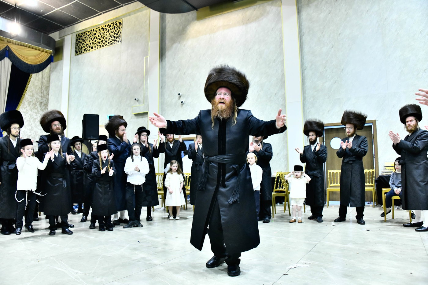 שמחת בית לעלוב ניקלשבורג - הארנאסטייפל - זוויעהל - אלכסנדר