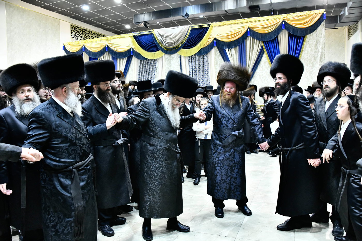 שמחת בית לעלוב ניקלשבורג - הארנאסטייפל - זוויעהל - אלכסנדר