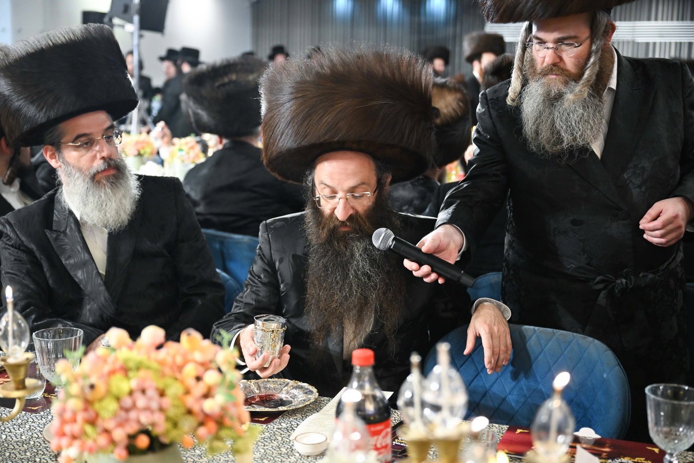ש"ב ע"י אחים בשמחה בצאנז