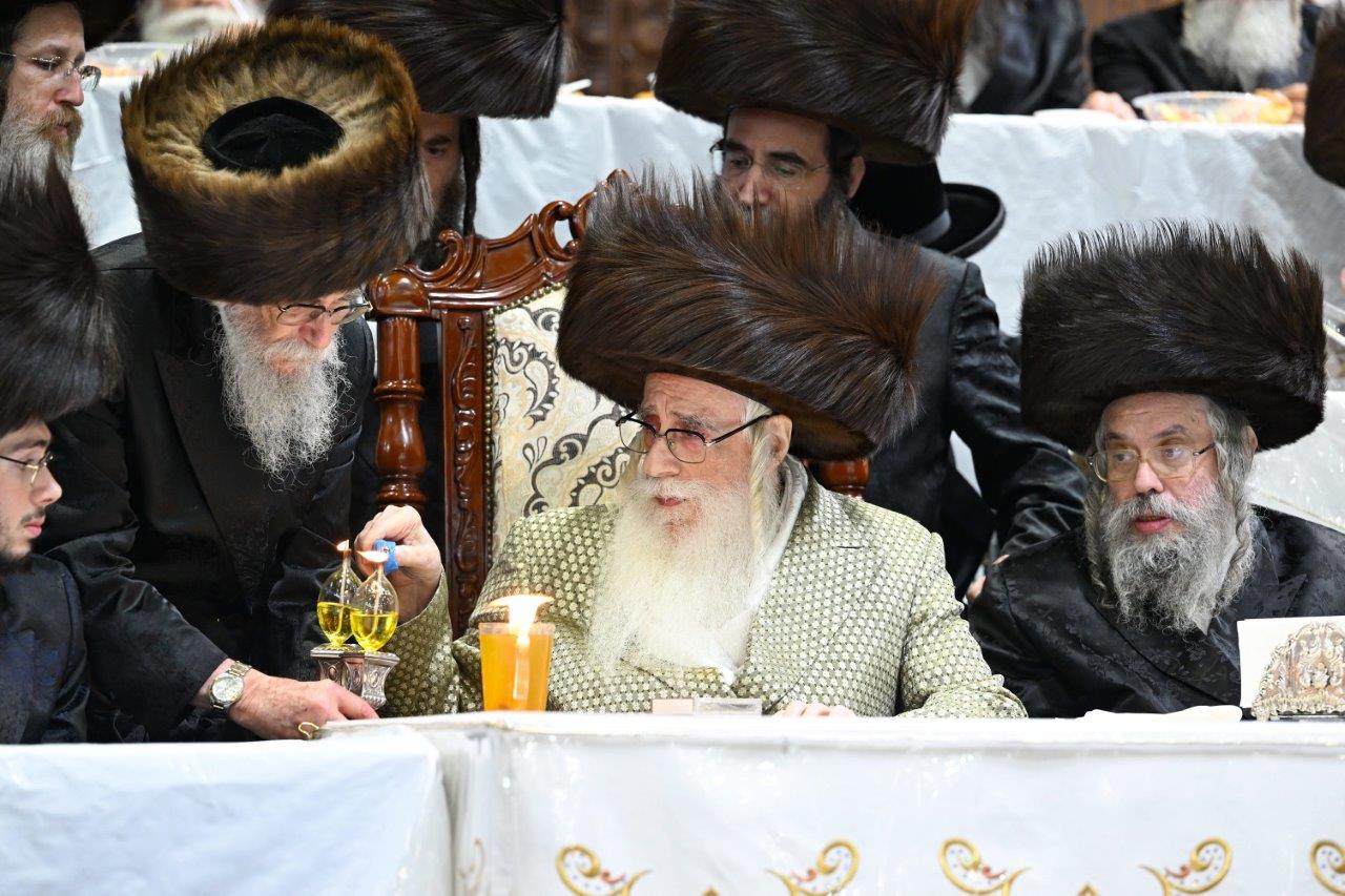 שבע ברכות אחרון והילולא קדישא בצאנז