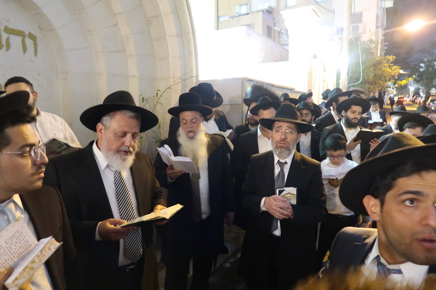 הגר"י כהן בקידוש לבנה