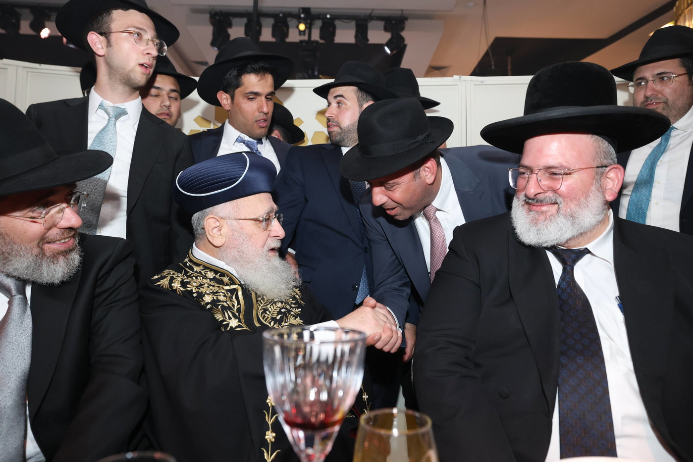 נישואי נכדתם המשותפת של הגר"י יוסף והגרש"מ עמאר
