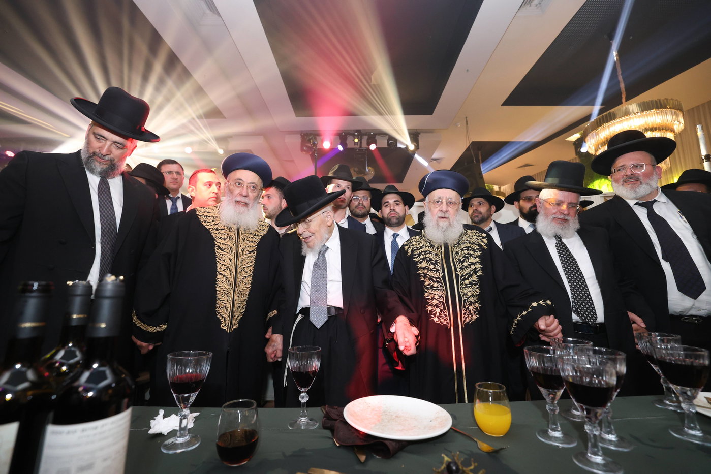 נישואי נכדתם המשותפת של הגר"י יוסף והגרש"מ עמאר