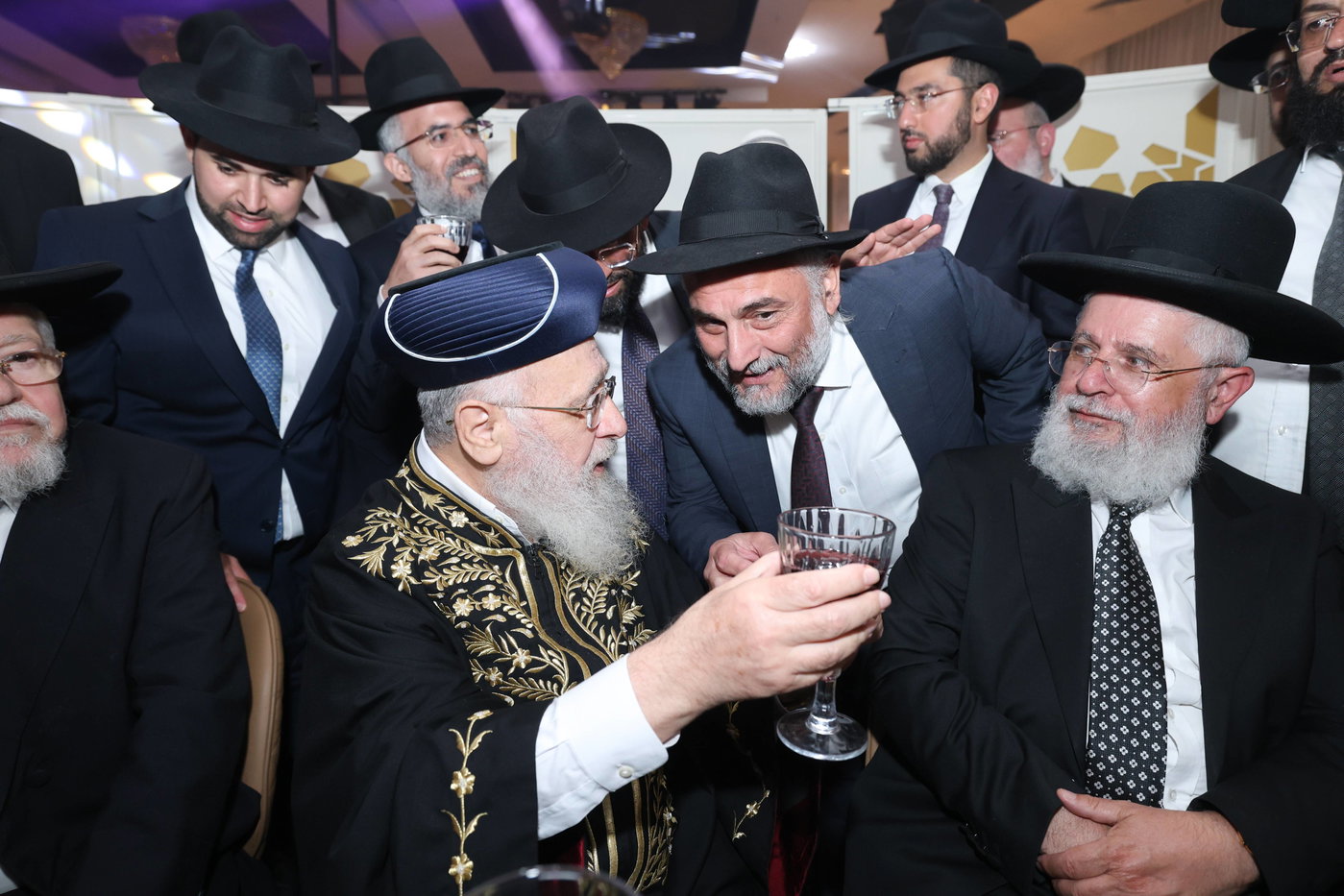 נישואי נכדתם המשותפת של הגר"י יוסף והגרש"מ עמאר