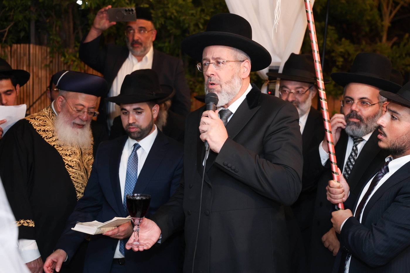 נישואי נכדתם המשותפת של הגר"י יוסף והגרש"מ עמאר