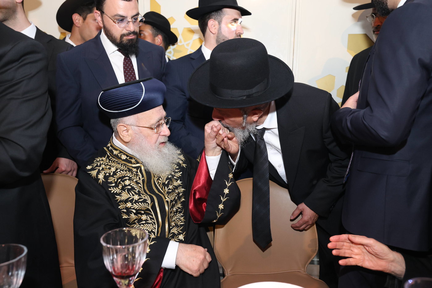 נישואי נכדתם המשותפת של הגר"י יוסף והגרש"מ עמאר