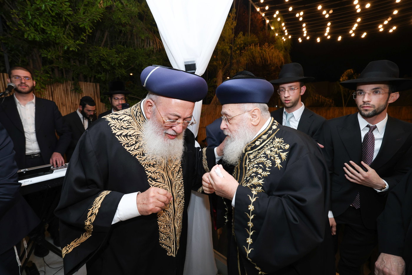 נישואי נכדתם המשותפת של הגר"י יוסף והגרש"מ עמאר