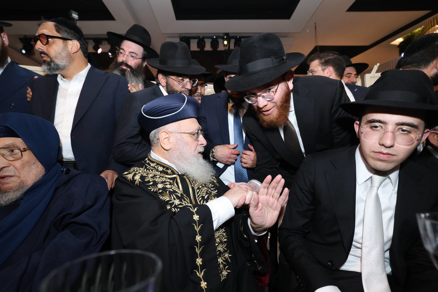 נישואי נכדתם המשותפת של הגר"י יוסף והגרש"מ עמאר