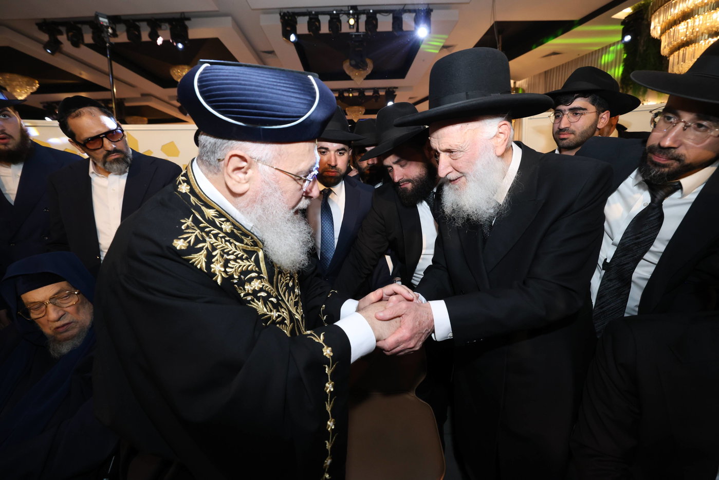 נישואי נכדתם המשותפת של הגר"י יוסף והגרש"מ עמאר