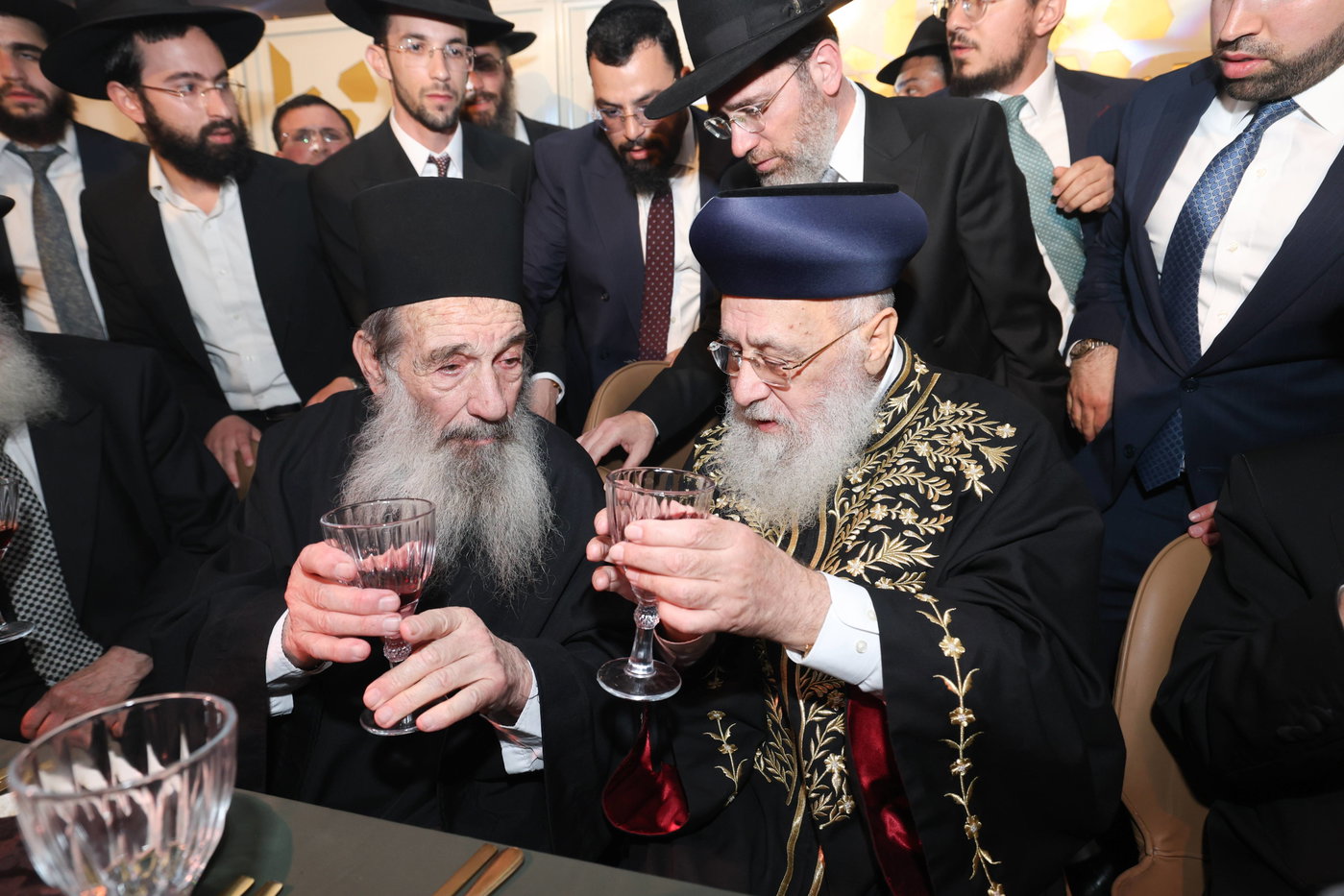 נישואי נכדתם המשותפת של הגר"י יוסף והגרש"מ עמאר