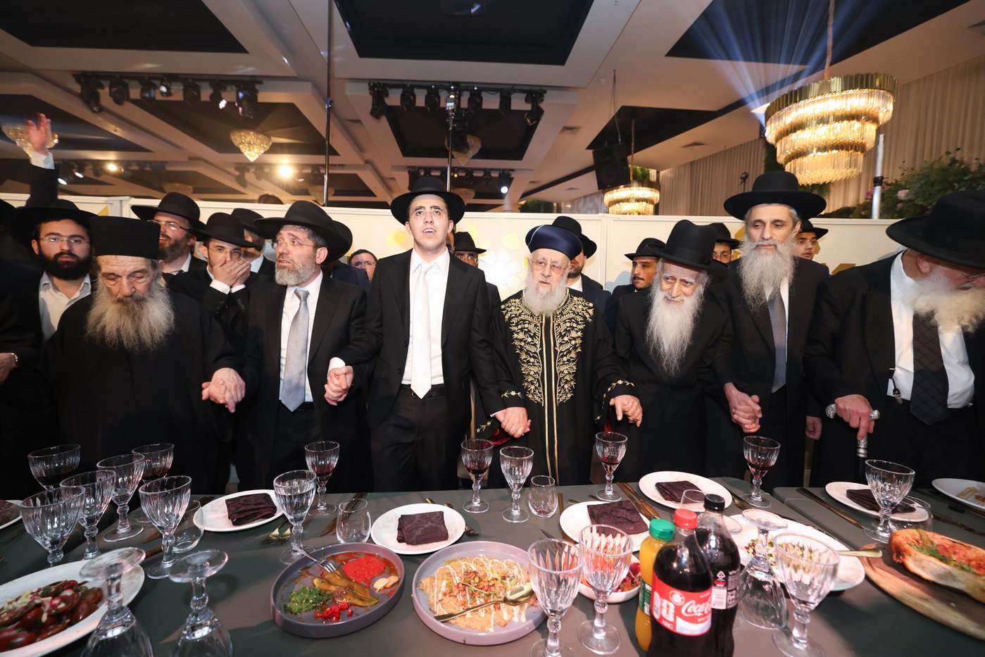 נישואי נכדתם המשותפת של הגר"י יוסף והגרש"מ עמאר