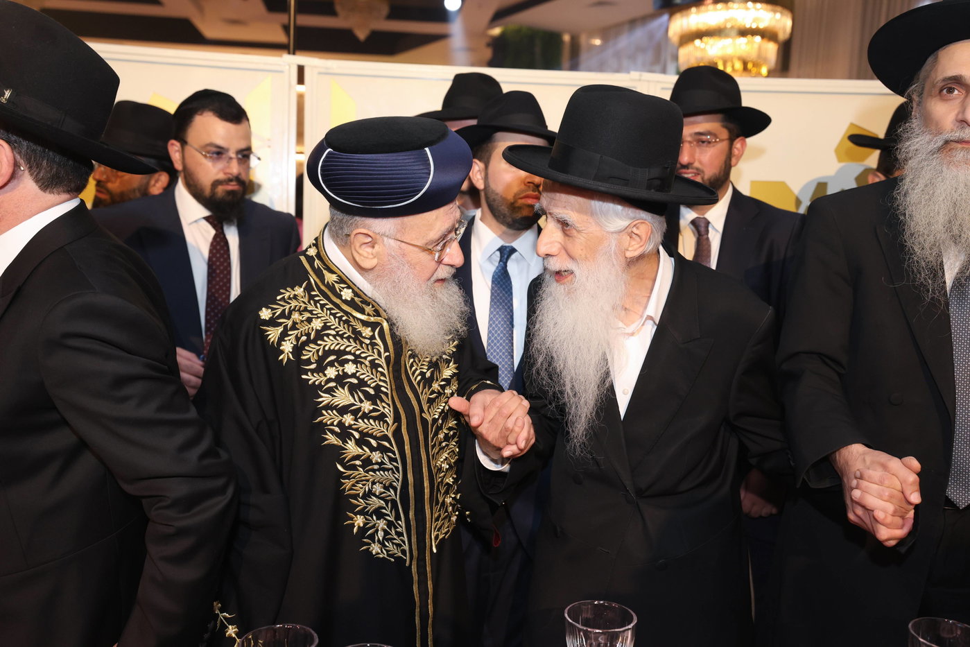 נישואי נכדתם המשותפת של הגר"י יוסף והגרש"מ עמאר