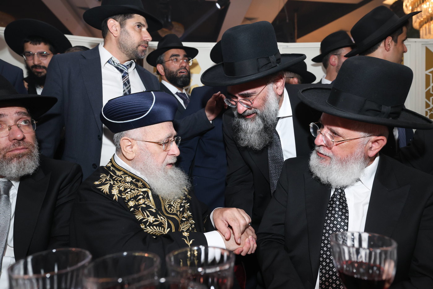 נישואי נכדתם המשותפת של הגר"י יוסף והגרש"מ עמאר