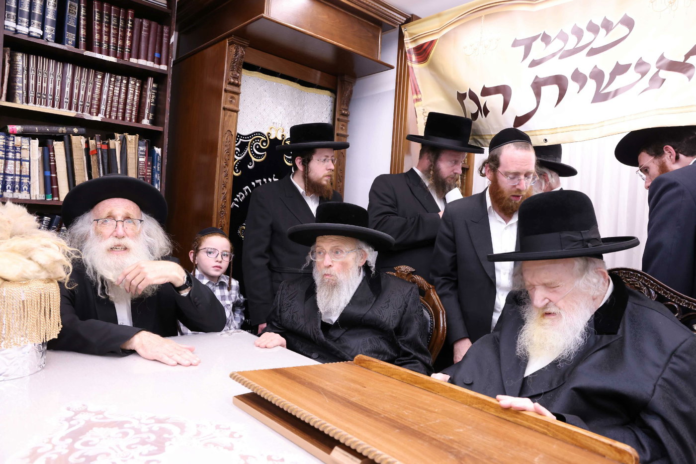 הגר"מ שטרנבוך במעמד 'ראשית הגז'