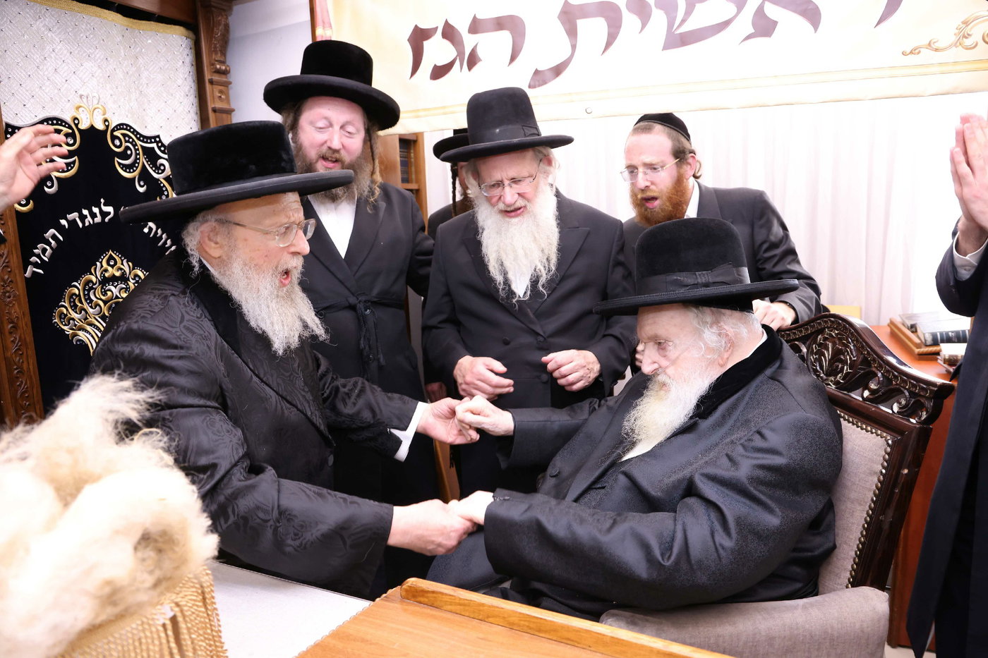 הגר"מ שטרנבוך במעמד 'ראשית הגז'