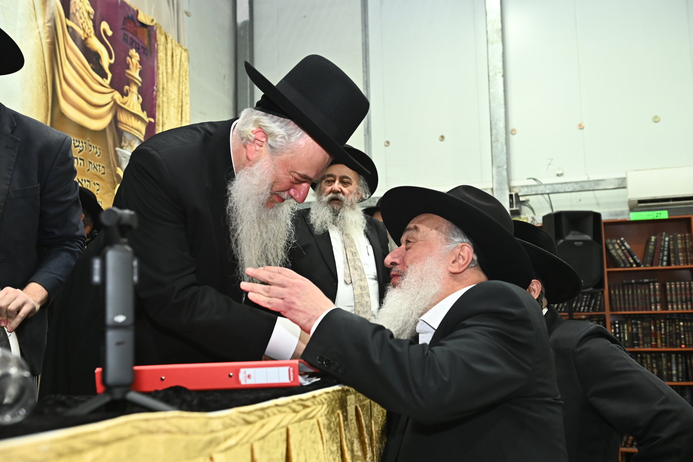 מעמד הכתרת רבי אליעזר רוט